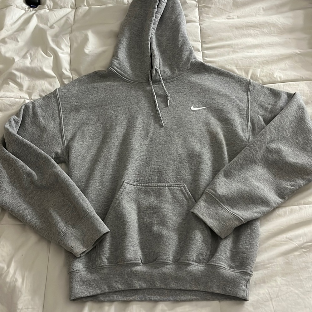 grey hoodie